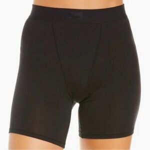 SKIMS Boyfriend Boxer in Onyx